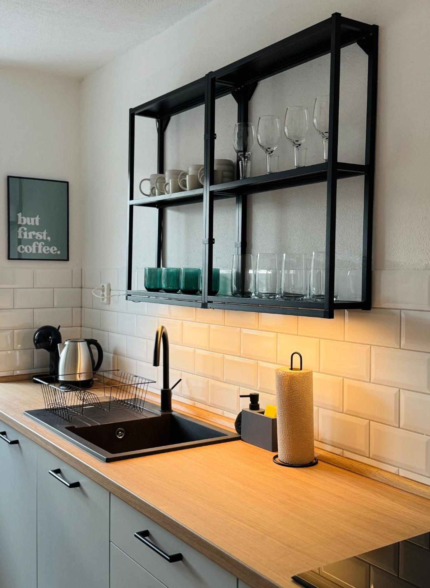 Apartment Yupa Košice Eksteriør bilde